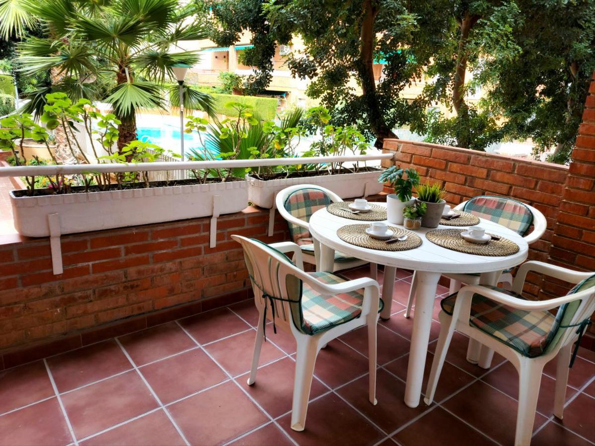 Comarruga Playa Apartamento Con Piscina Екстериор снимка