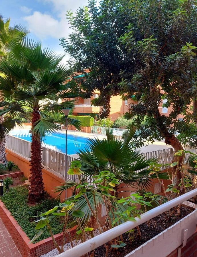Comarruga Playa Apartamento Con Piscina Екстериор снимка